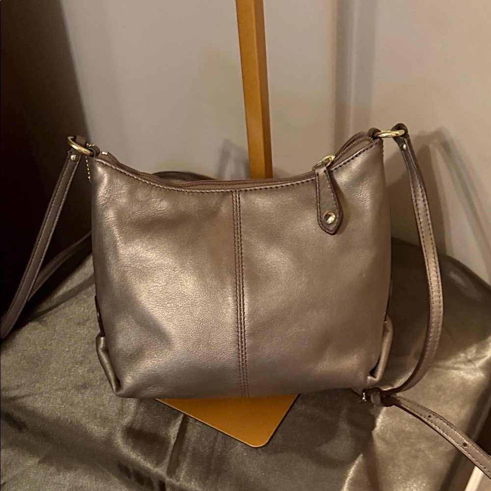 Coach Leather Ashley East West shoulder crossbody - Picture 5 of 11